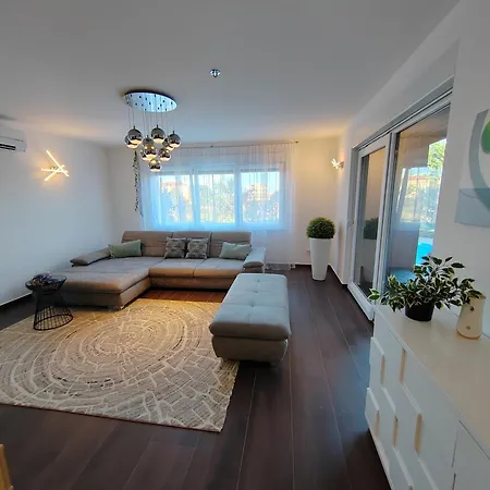 A & N Villa
