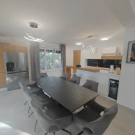 A & N Villa