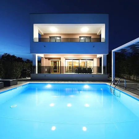 Villa A & N *