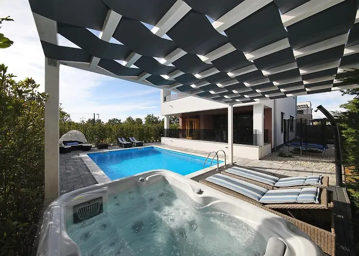 Villa A & N *